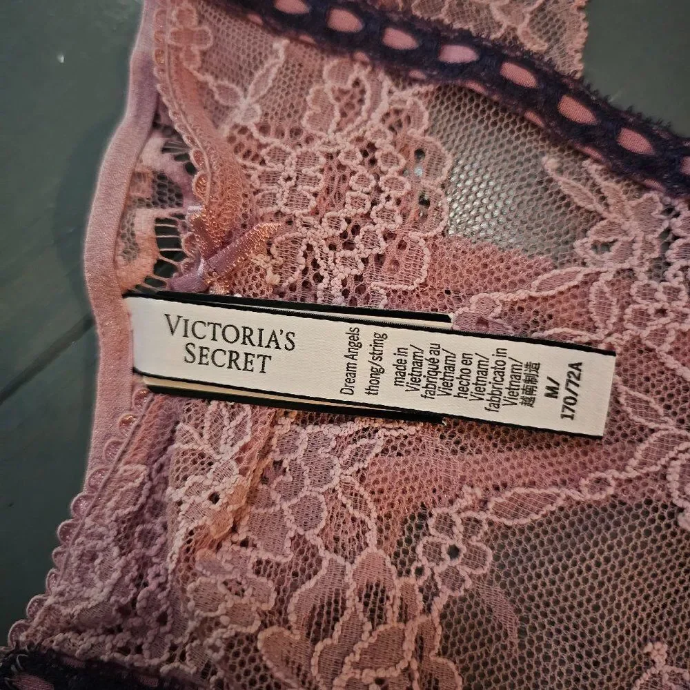 NWT Victoria’s Secret Ribbon Slot Lace Thong Panty Pink Dusk Mauve Size Medium